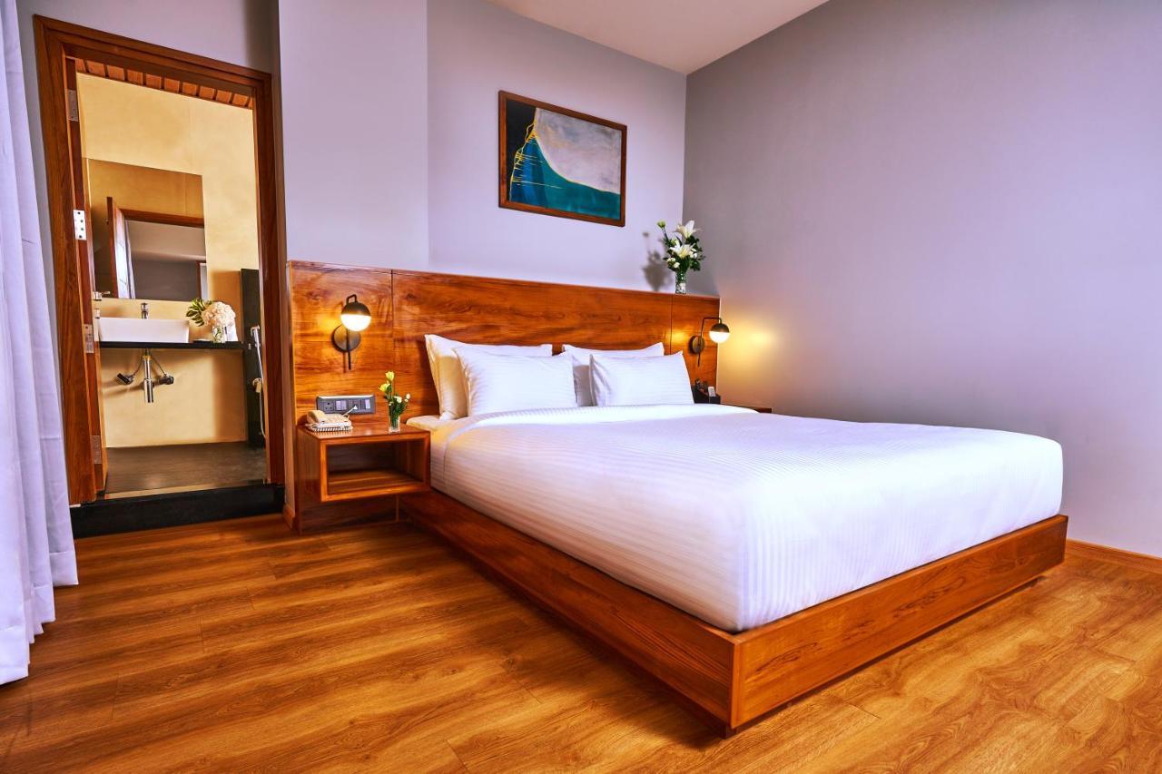 Visthara Hotel บังกาลอร์ ภายนอก รูปภาพ